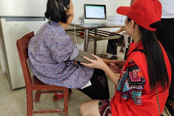家醫(yī)簽約、入戶隨訪服務